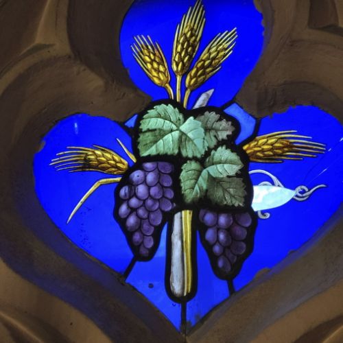 Restauration Vitraux église Saint-Priest - Pièce cassée à restaurer