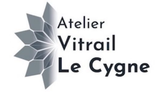 Atelier Vitrail Le Cygne, Myriam Boulay Maître verrier Artisant d'Art Lyon
